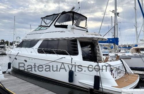 Carver 530 Voyager Pilothouse fiche technique et avis